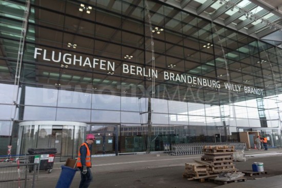 1335374390-the-new-berlin-brandenburg-airport-willy-brandtpart1_1174792(1)