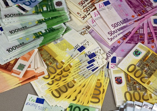 counterfeit_euro_banknotes